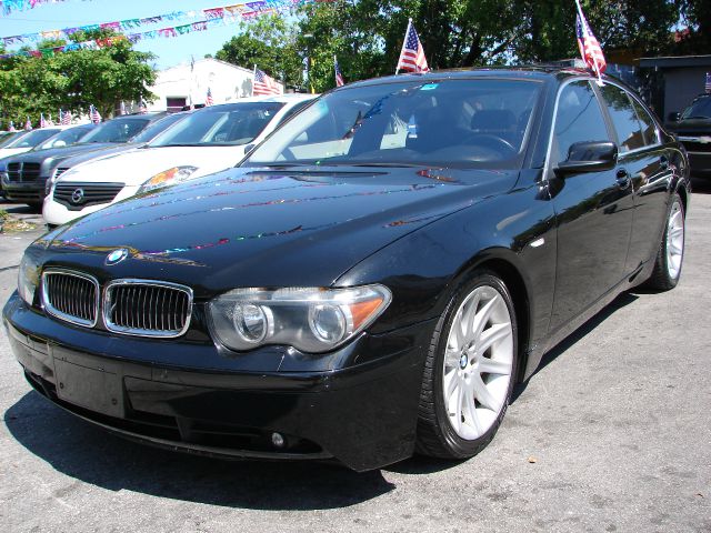 2003 BMW 7 series XLT 4x4 W/leather