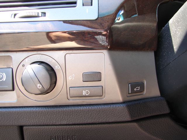 2003 BMW 7 series XLT 4x4 W/leather