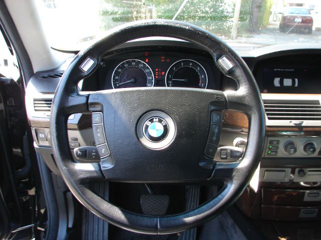 2003 BMW 7 series XLT 4x4 W/leather