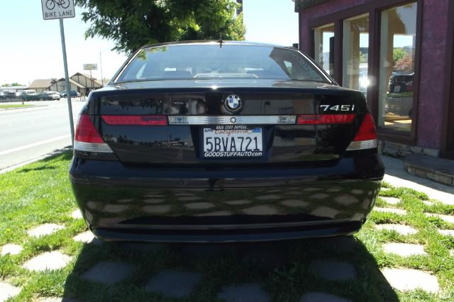 2003 BMW 7 series XLT 4x4 W/leather