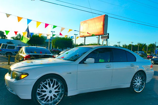 2004 BMW 7 series XLT 4x4 W/leather