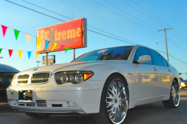 2004 BMW 7 series XLT 4x4 W/leather