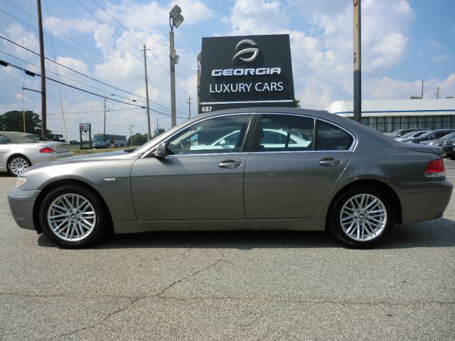 2004 BMW 7 series XLT 4x4 W/leather