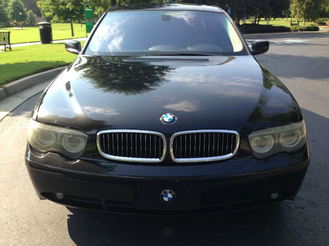 2004 BMW 7 series XLT 4x4 W/leather