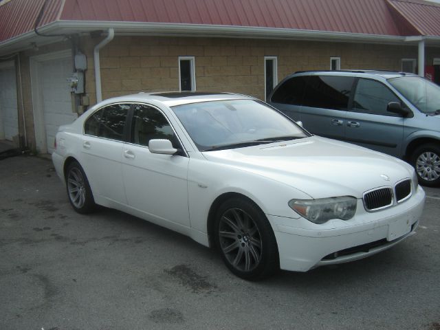 2004 BMW 7 series XLT 4x4 W/leather