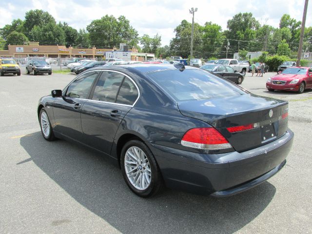 2004 BMW 7 series XLT 4x4 W/leather