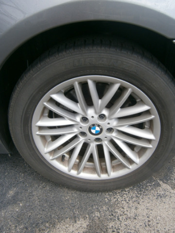 2004 BMW 7 series XLT 4x4 W/leather