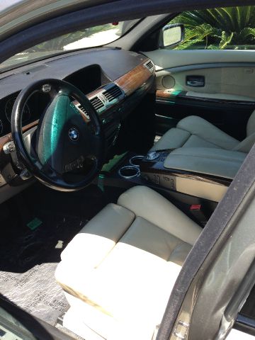 2004 BMW 7 series XLT 4x4 W/leather