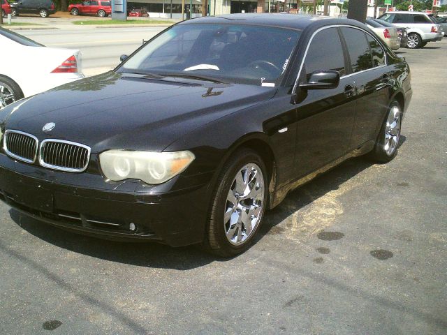 2004 BMW 7 series XLT 4x4 W/leather