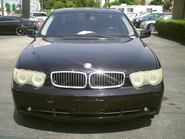 2004 BMW 7 series XLT 4x4 W/leather