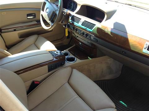 2005 BMW 7 series XLT 4x4 W/leather