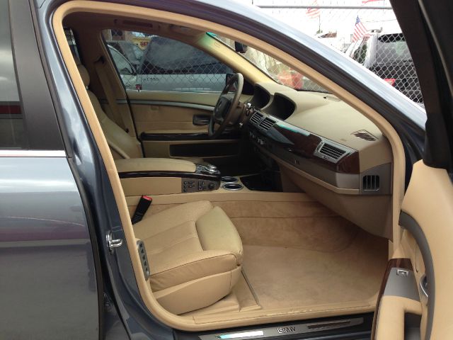 2007 BMW 7 series 3.2 V6 NAV