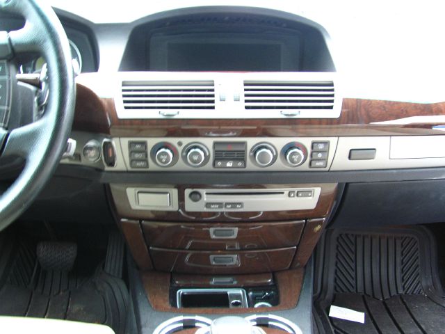 2007 BMW 7 series 3.2 V6 NAV