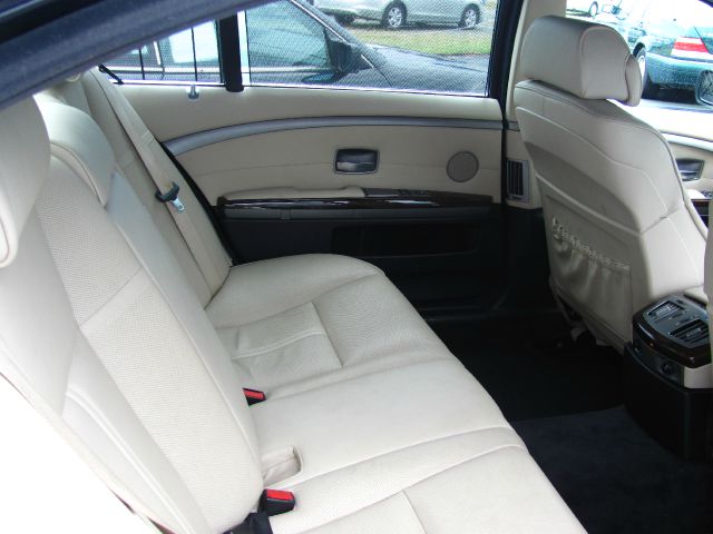 2007 BMW 7 series 3.2 V6 NAV