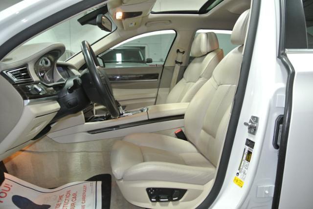 2009 BMW 7 series 3.2 V6 NAV
