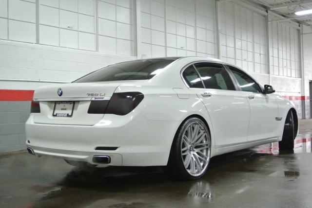 2009 BMW 7 series 3.2 V6 NAV