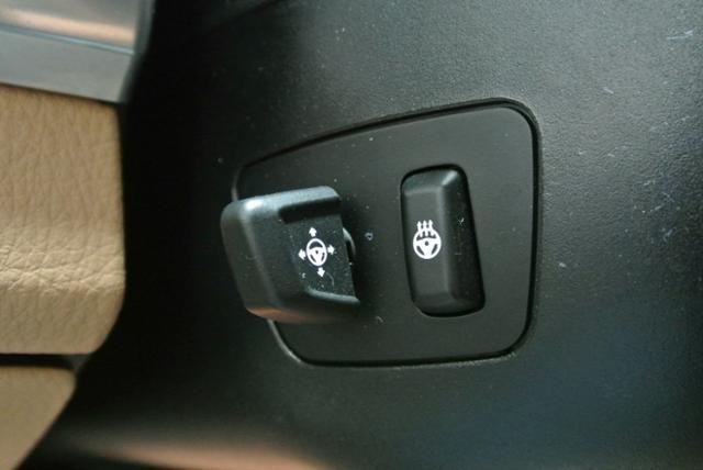 2011 BMW 7 series XLE Sedan 4D