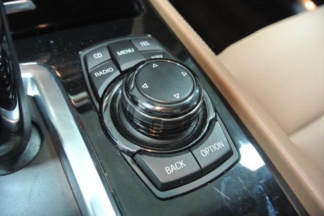 2011 BMW 7 series XLE Sedan 4D