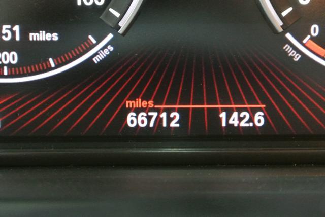 2011 BMW 7 series XLE Sedan 4D