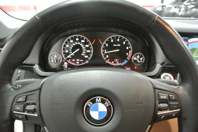 2011 BMW 7 series XLE Sedan 4D