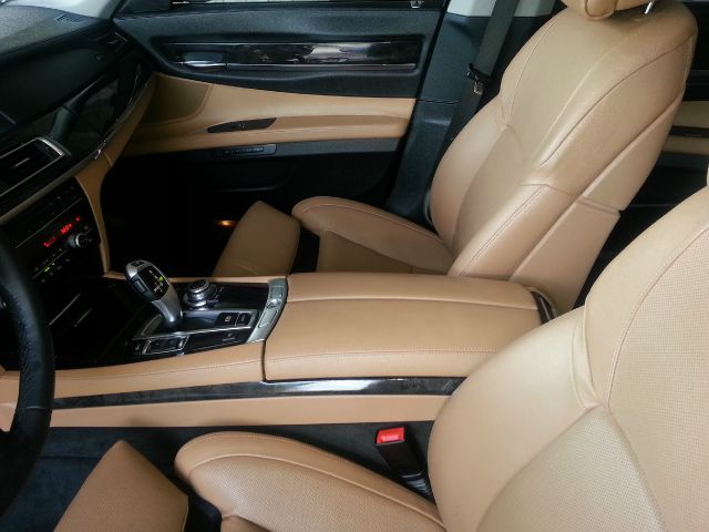 2012 BMW 7 series XLE FULL Loadedwhy PAY MORE Sedan