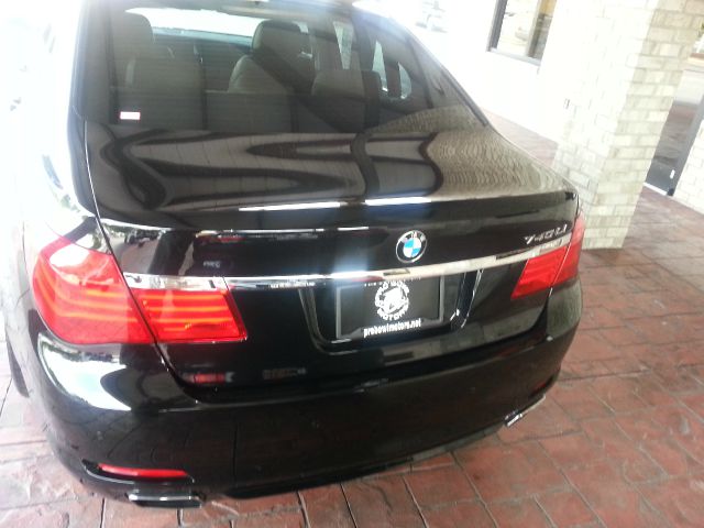 2012 BMW 7 series XLE FULL Loadedwhy PAY MORE Sedan
