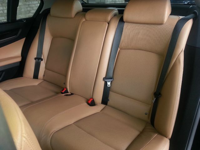 2012 BMW 7 series XLE FULL Loadedwhy PAY MORE Sedan