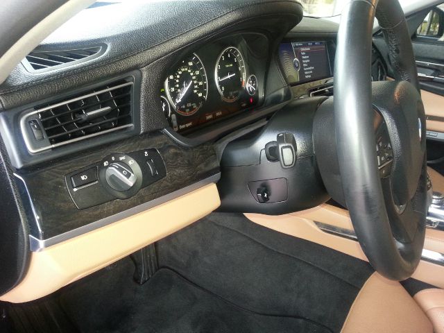 2012 BMW 7 series XLE FULL Loadedwhy PAY MORE Sedan
