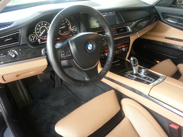 2012 BMW 7 series XLE FULL Loadedwhy PAY MORE Sedan