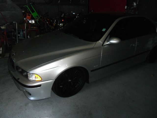 2000 BMW M5 Unknown