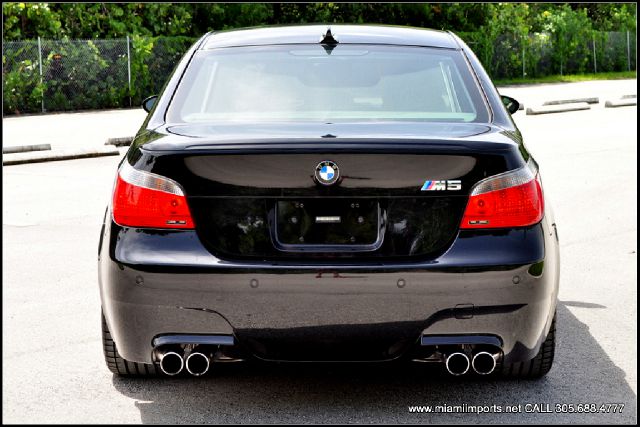 2006 BMW M5 3.5tl W/tech Pkg