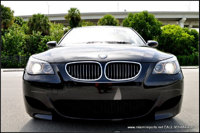 2006 BMW M5 3.5tl W/tech Pkg