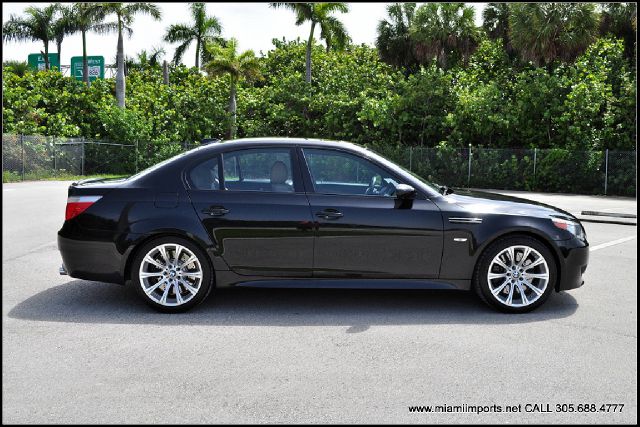 2006 BMW M5 3.5tl W/tech Pkg