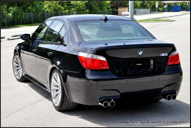 2006 BMW M5 3.5tl W/tech Pkg
