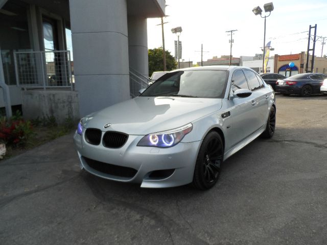 2006 BMW M5 Unknown