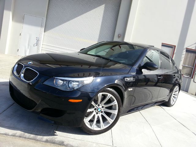 2009 BMW M5 3.5tl W/tech Pkg