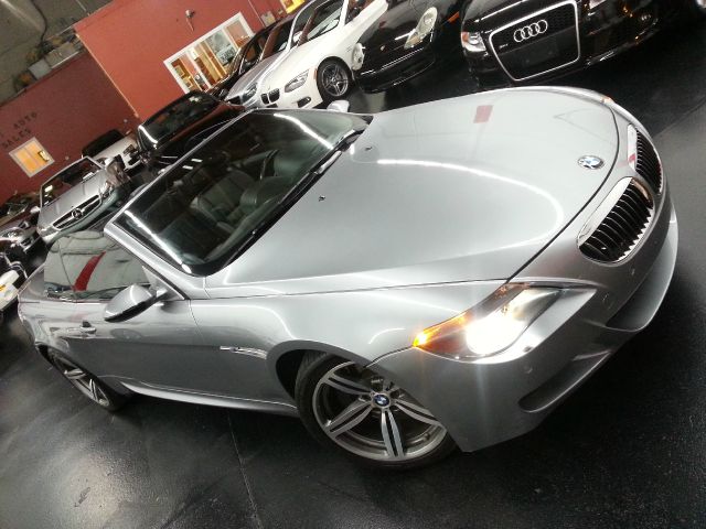2007 BMW M6 1.8T Quattro