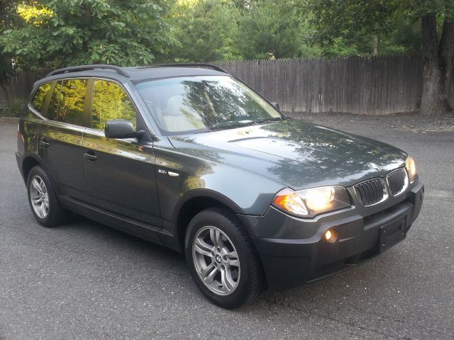 2005 BMW X3 L.T. 4-w.d. 5.3L