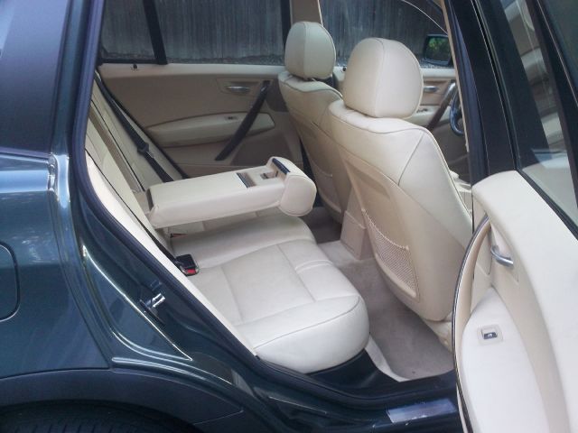 2005 BMW X3 L.T. 4-w.d. 5.3L