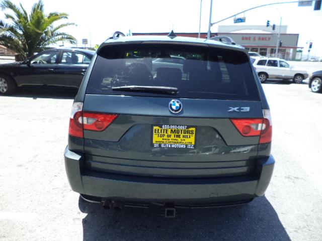 2005 BMW X3 L.T. 4-w.d. 5.3L