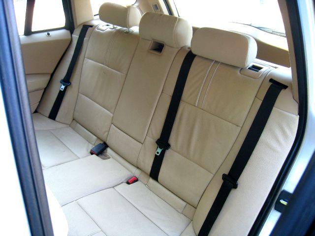 2006 BMW X3 4WD Quad Cab 160.5 DRW