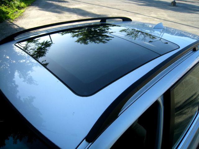 2006 BMW X3 4WD Quad Cab 160.5 DRW