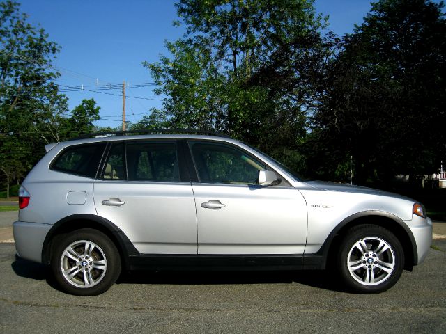 2006 BMW X3 4WD Quad Cab 160.5 DRW