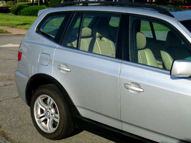 2006 BMW X3 4WD Quad Cab 160.5 DRW