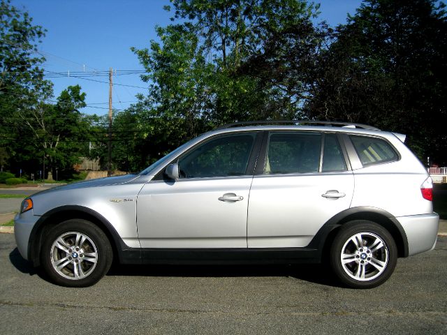 2006 BMW X3 4WD Quad Cab 160.5 DRW