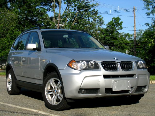 2006 BMW X3 4WD Quad Cab 160.5 DRW