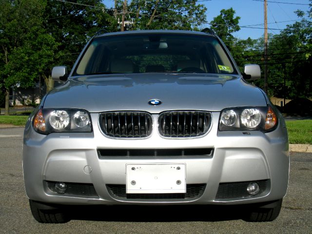 2006 BMW X3 4WD Quad Cab 160.5 DRW