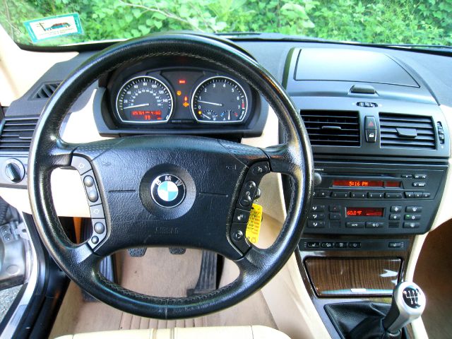 2006 BMW X3 4WD Quad Cab 160.5 DRW