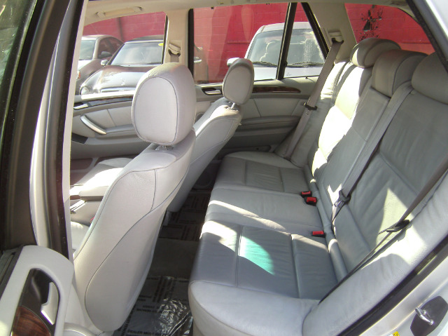 2001 BMW X5 Luxury 4WD