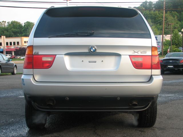2001 BMW X5 Lightning
